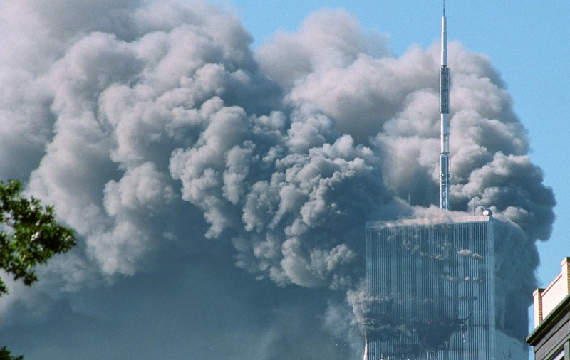 17 ani de la atentatele din 11 septembrie 2001. Două avioane deturnate au lovit turnurile WTC din New York. Aproape 3.000 de oameni au murit