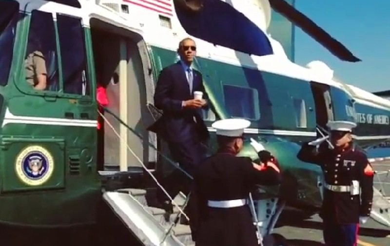 BARACK OBAMA A COMIS-O. Gestul CONSIDERAT LIPSIT de RESPECT făcut faţă de UN PUŞCAŞ MARIN