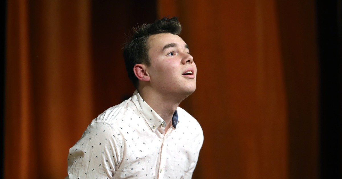 Matei Constantin a fost admis la Teatru