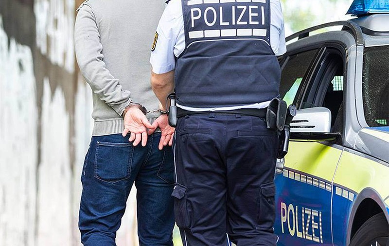 22 de răniţi în Germania, după ce un bărbat deranjat de zgomotul făcut de copii a atacat cu un spray cu piper