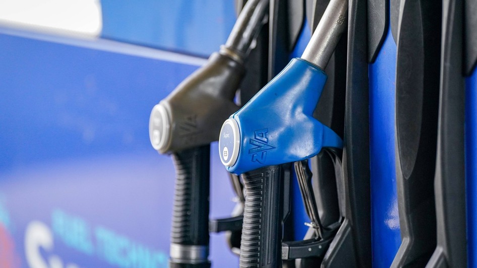 Barilul de petrol s-a scumpit în pofida declarațiilor lui Trump că Rusia va exporta în SUA 4,8 milioane de tone de motorină în următoarele luni Sursa foto: Profimedia