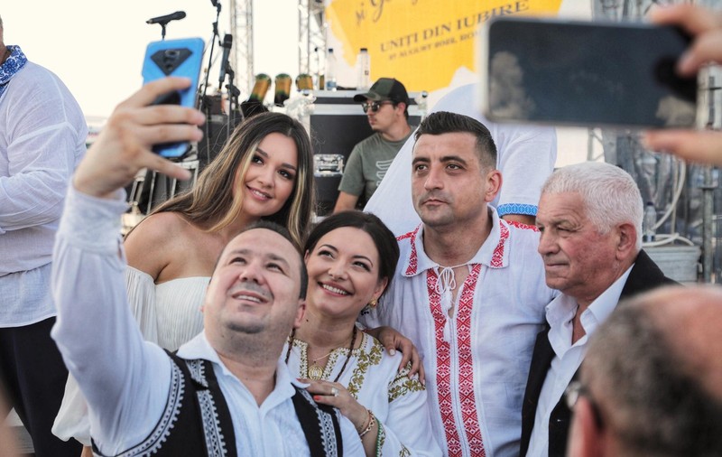 România TV, lider de audiență pe țară, sâmbătă. A transmis în detaliu nunta lui George Simion