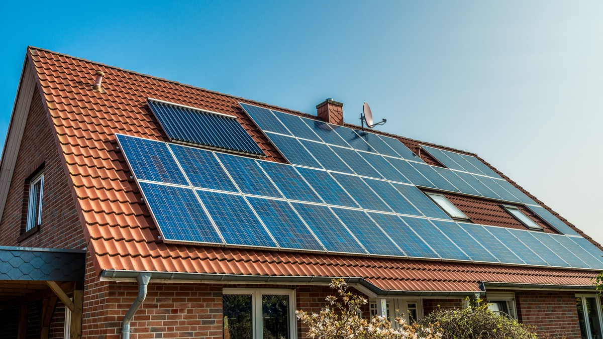Bani de la stat pentru panouri solare
