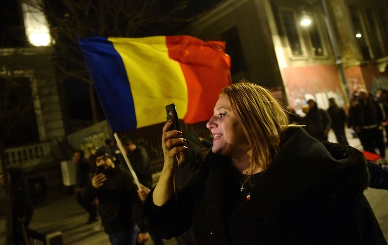Diana Șoșoacă, amendată de multe ori. Ministrul de interne: „Colegi parlamentari aleg deliberat să încalce legea”