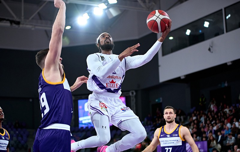 Marcus Thornton, baschetbalistul american de la FC Argeș care a jucat pe patru continente și în naționala SUA: „M-a surprins cât de mulți munți aveți, iar peisajele sunt de vis”