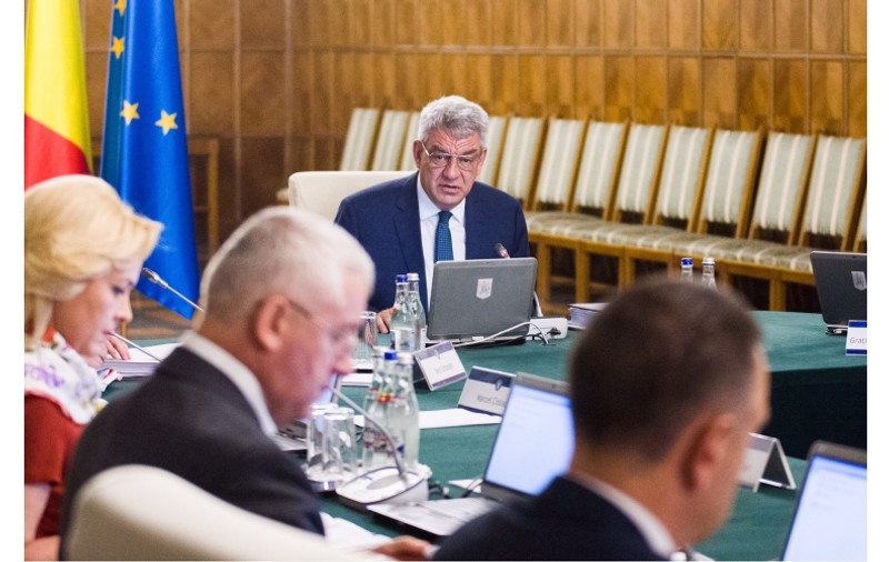 Tudose, ultimatum pentru Bodog: Avem 180.000 de copii nevaccinați de rujeolă; Săptămâna viitoare să stabiliți un procedeu, să înțeleagă lumea