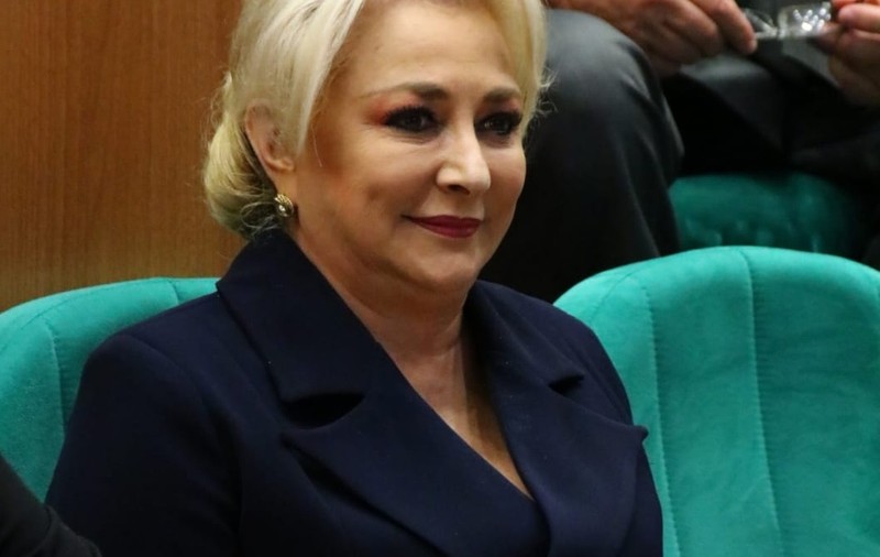 O nouă gafă a premierului, la Craiova: Dăncilă a vorbit despre "deconcesionarea" în loc de "descongestionarea traficului"/ GALERIE FOTO