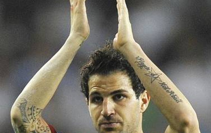 ”Tunarul” Fabregas a semnat cu ”extratereştrii” de la Barcelona