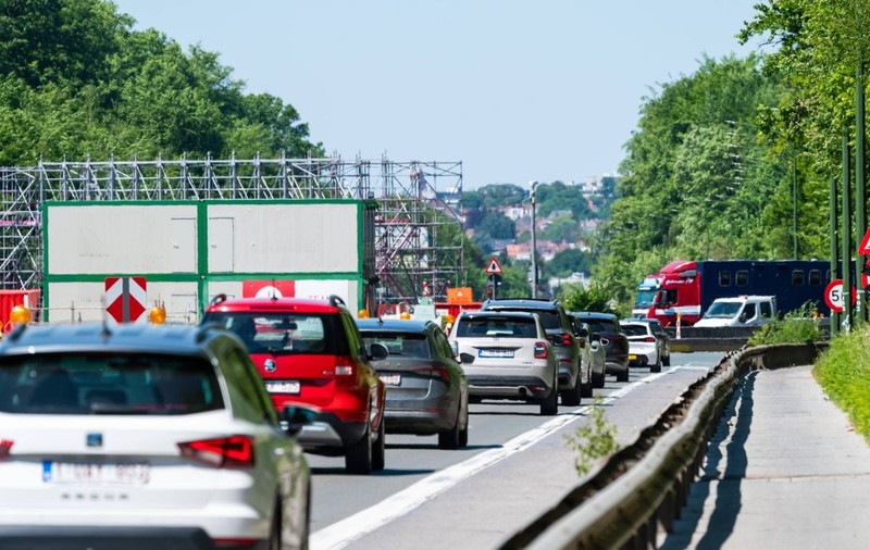 Cum a rămas un român în vizită în Belgia fără permis pentru 15 zile și a primit o amendă de 400 de euro