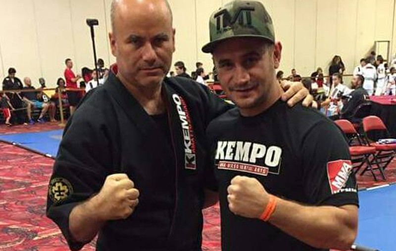 Cu cine s-a fotografiat campionul mondial de kempo Marius Tiță după victoria din Las Vegas