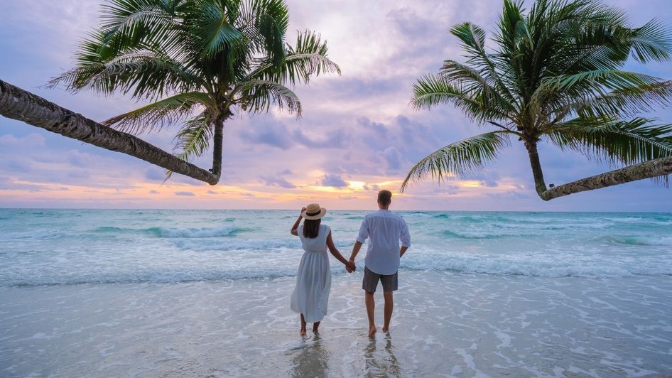 Grecia a fost desemnată cea mai populară destinație din lume pentru luna de miere în 2027, depășind Bali și Maldive. Sursă foto: Envato
