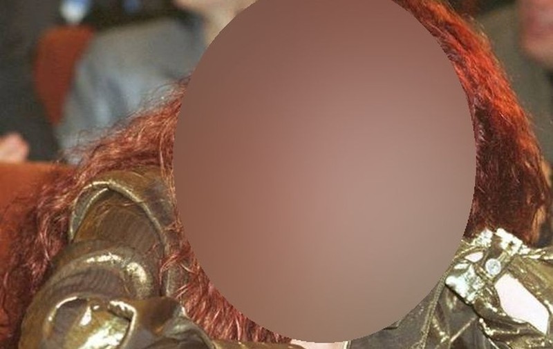 O DIVĂ DE LA NOI FACE DE TOATE PENTRU UN BĂRBAT! "VOI FI BUCĂTĂREASĂ, ŞOFER, MENAJERĂ ŞI CE-O MAI FI NEVOIE!"