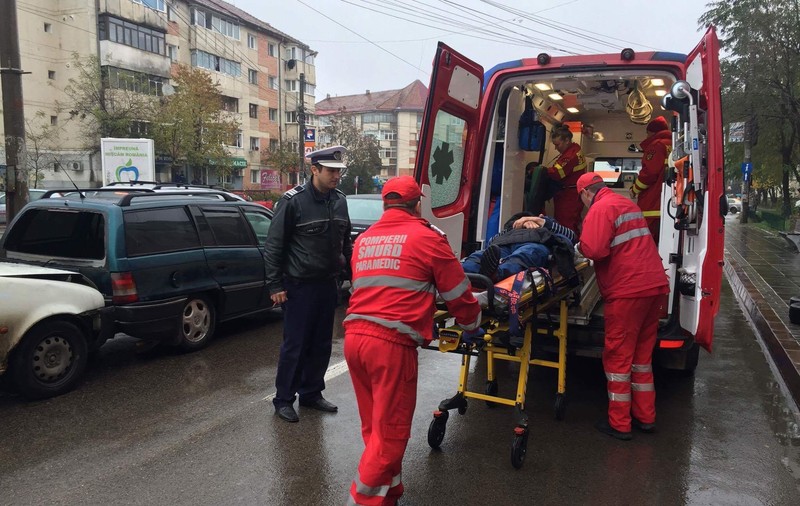 Un tânăr drogat și fără permis a furat o mașină și a provocat un accident