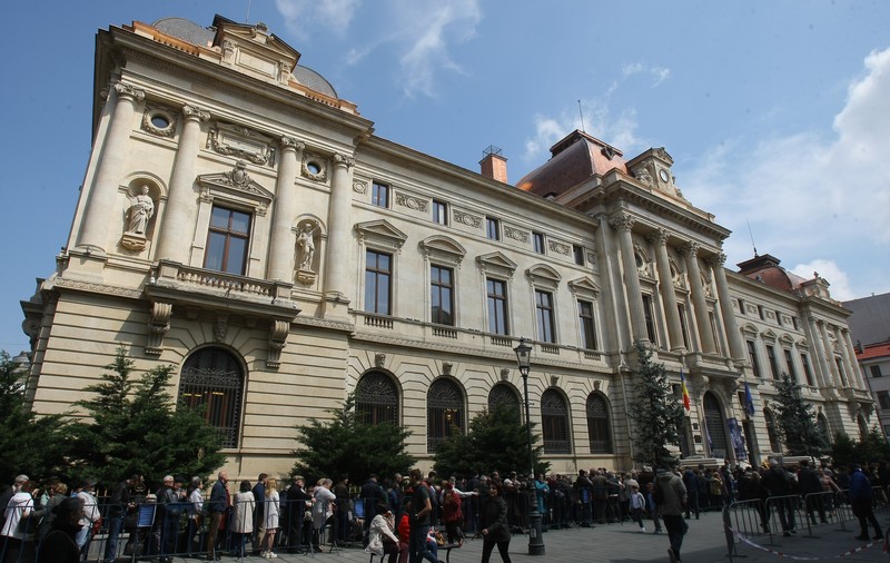 BNR a redus dobânda de politică monetară de la 2% la 1,75%. Creditele în lei s-ar putea ieftini