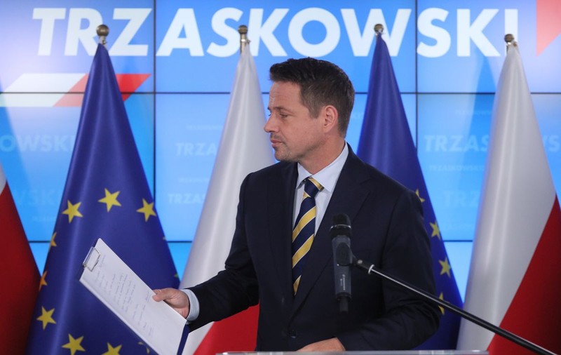 Primul mesaj extern pentru Nicușor Dan vine din Polonia: oferta primarului liberal al Varșoviei pentru noul edil al Bucureștiului