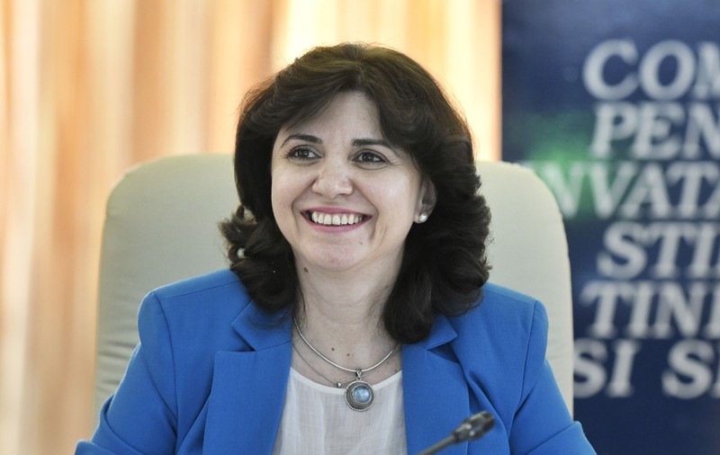 Ministrul Educației: „Nu există motivul închiderii școlilor”. ISMB susține prelungirea vacanței până pe 4 aprilie