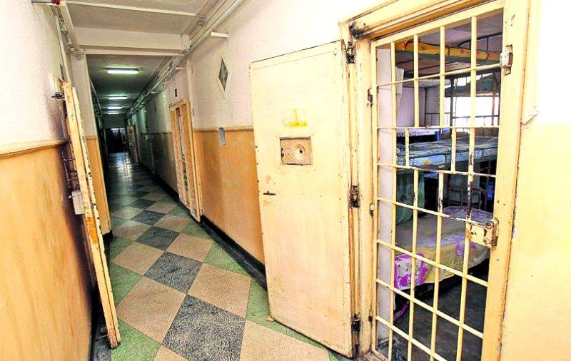Două persoane arestate preventiv au fost mutate în Penitenciarul-spital Jilava pentru că au Covid-19