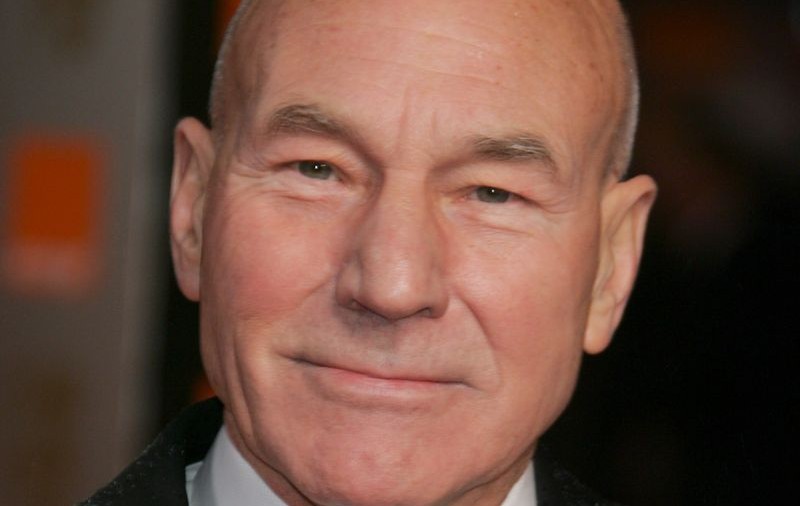 Actorul din “Star Trek”, Patrick Stewart va fi înnobilat de regina Elizabeth a II-a