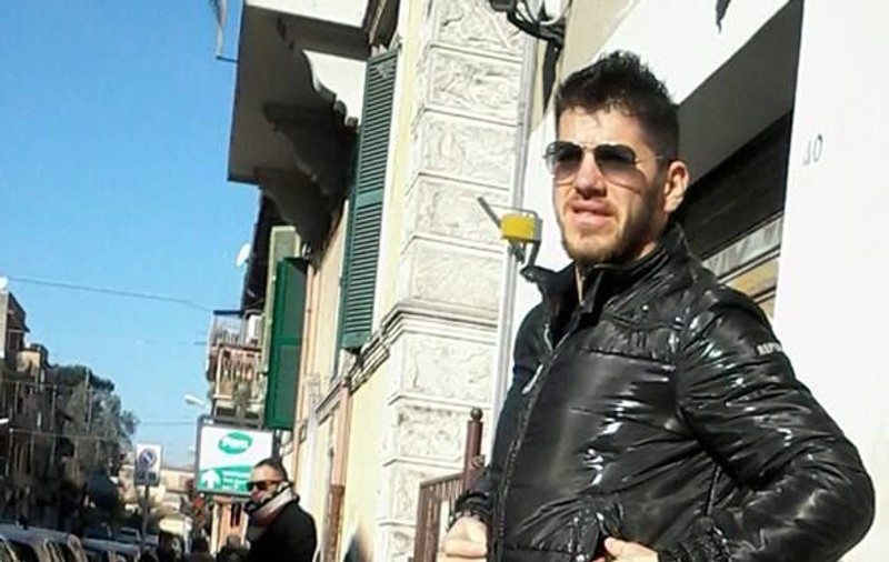 Un campion român de kickboxing, ARESTAT pentru uciderea unui politician italian