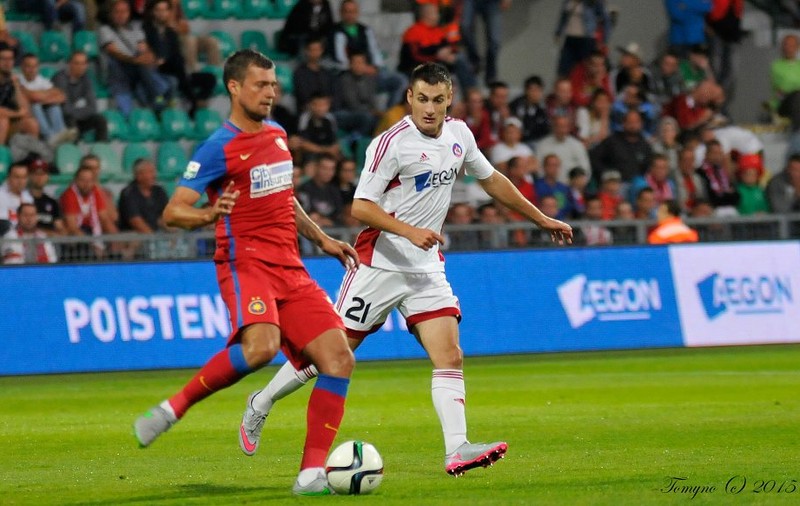 Mirel Rădoi dă milităria jos din pod: ^"Gabi Tamaş nu va mai juca la Steaua cât sunt eu antrenor! Drumul nostru comun se încheie aici". Brașoveanul a venit cu o scuză de grădiniță / GALERIE FOTO