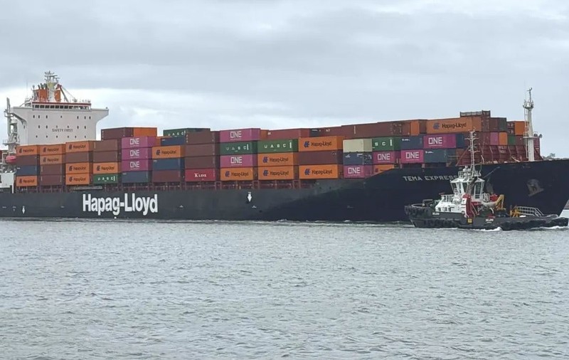 Un portcontainer de 260 de metri, cu 50 de oameni la bord, a reușit să treacă prin Strâmtoarea Ormuz