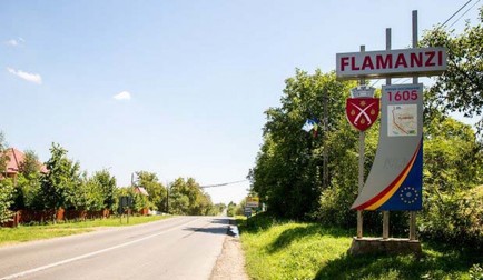 Așa arată intrarea în satul din Botoșani