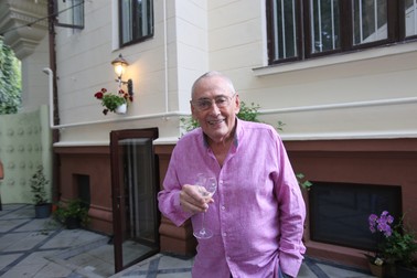 Horia Moculescu se pricepe și la fotbal