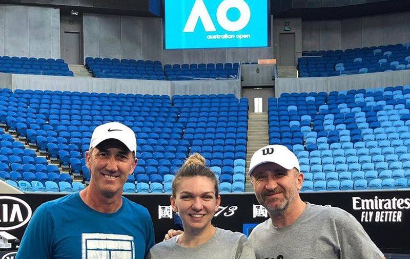 Simona Halep, cu doi antrenori la Australian Open 2019! Darren Cahill și Florin Segărceanu, alături de liderul WTA