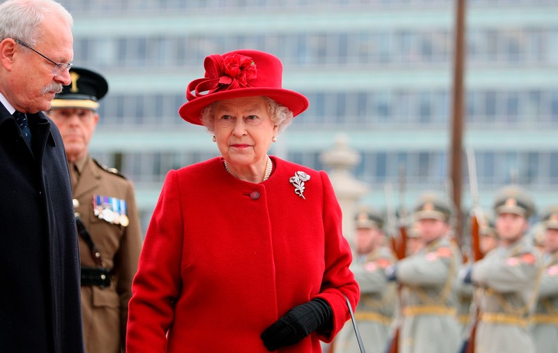 Regina Elisabeta a II-a vrea ca Prințul Charles să preia conducerea Commonwealth
