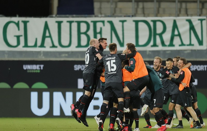 Werder Bremen a rămas în prima ligă germană, după două meciuri în care nu a reușit să o învingă pe Heidenheim