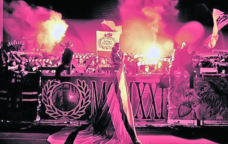 Fanii lui ASU Politehnica fac spectacol chiar şi în liga a cincea: «Incendiu» la Timişoara!