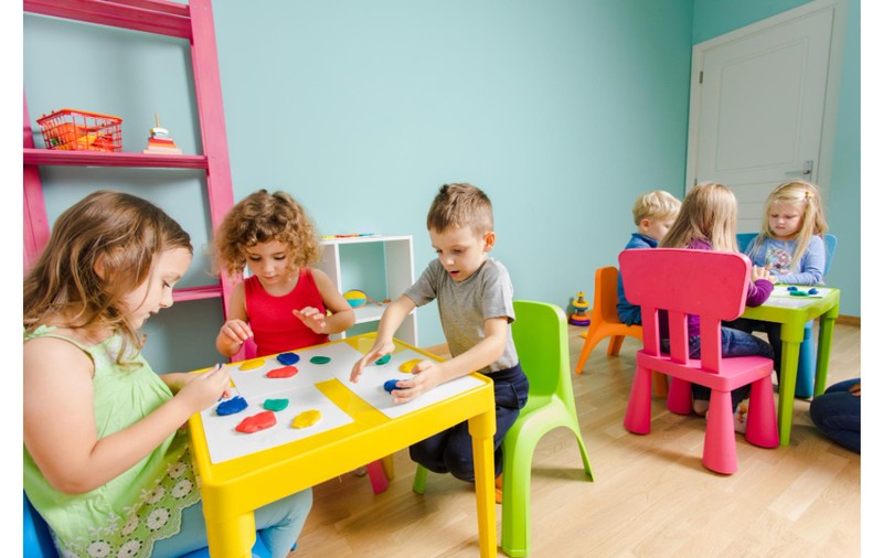 Programul zilnic ideal într-o grădiniță privată – echilibru între învățare și joacă