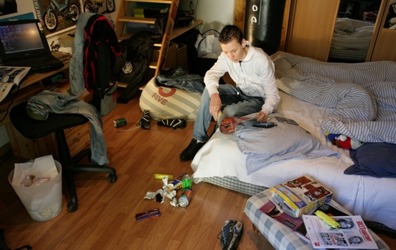 Cea mai populară mamă de pe net. Cel puţin printre părinţi! Mesajul DEMENŢIAL pentru fiul ei dezordonat | FOTO