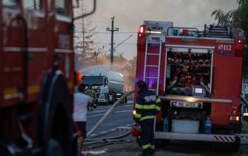8 case au ars, iar alte 11 au fost afectate după exploziile de la Crevedia. Șeful CJ Dâmbovița anunță ajutoare pentru locuitorii afectați