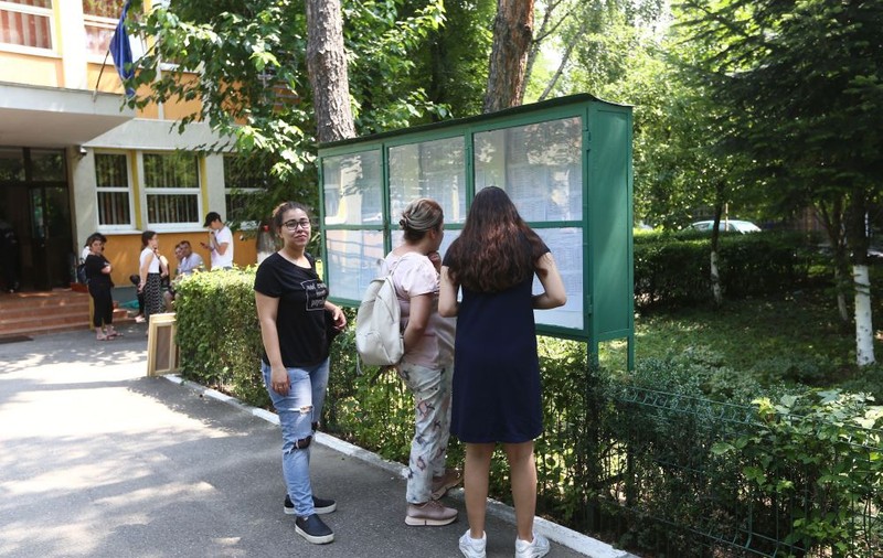 UPDATE/ Rezultatele finale, după contestații, la Bac 2018 au fost afișate. Rata de promovare a crescut la 69,7%