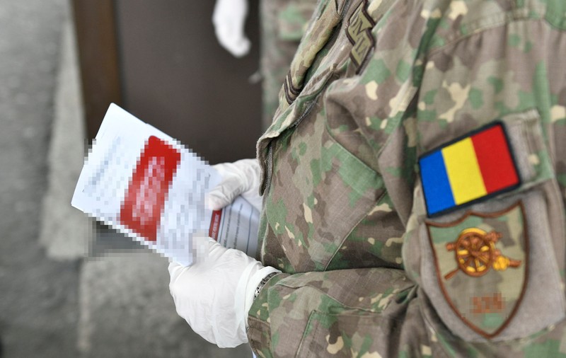 Cum era spionată o judecătoare din București de soțul ei, colonel de armată. Pus în fața dovezii, bărbatul a început să o lovească