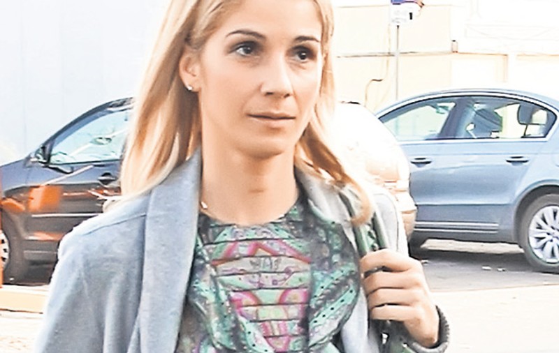 Ies la iveală secrete murdare din viaţa cuplului Truică. Irina susţine că a pierdut o sarcină pentru că a fost îmbolnăvită de amantele soţului