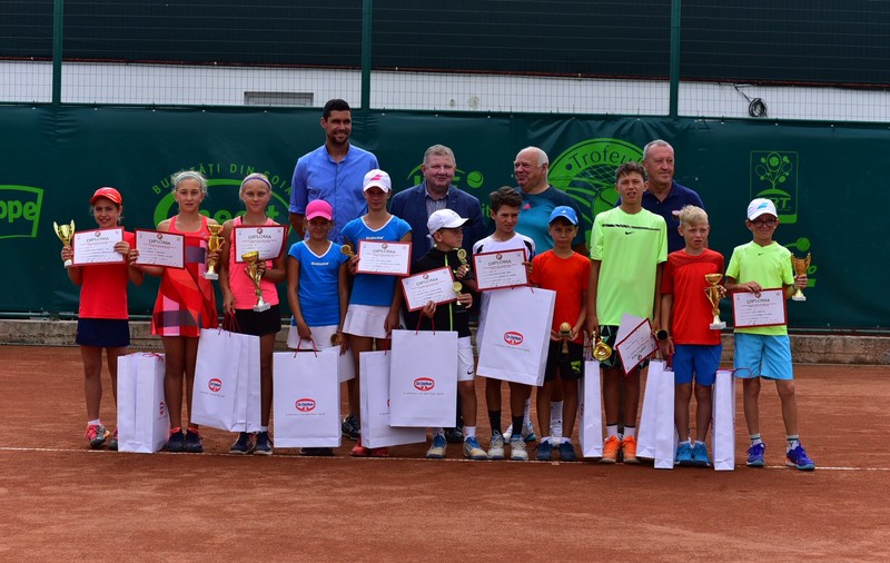 Cine sunt câștigătorii trofeului Victor Hănescu. S-a încheiat a XI-a ediție a trofeului ce îi poartă numele fostului jucător de tenis