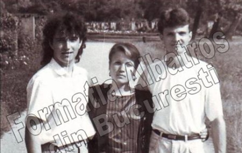 EXCLUSIV. O mai ţii minte pe NASTE DIN BERCENI? Iată CE FACE ACUM cea mai iubită MANELISTĂ A ANILOR '90