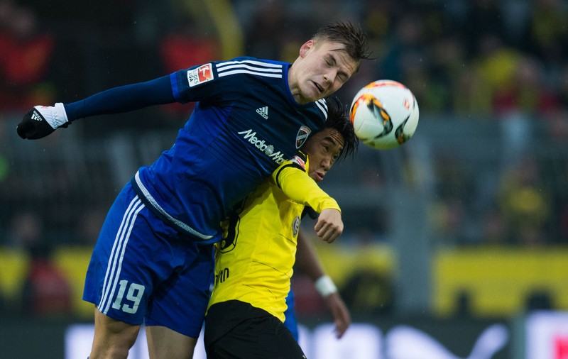 Bundesliga: Leverkusen s-a distrat, Dortmund s-a chinuit și a fost favorizată de arbitru. Alex Maxim a oferit pasa decisivă la golul victoriei lui Stuttgart / VIDEO