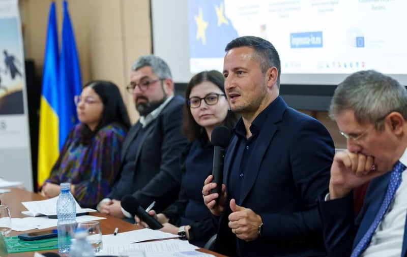 Europarlamentarul Nicu Ştefănuţă, mesaj pentru George Simion, care a tăiat un tort în forma Groenlandei, în SUA: „Să-ţi stea în gât!”