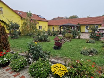 Una dintre casele construite de Viorel Pașca unde erau cazați bolnavii. Foto: pagina de Facebook a lui Viorel Pașca