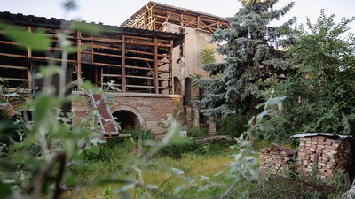 Palatul Voievodal Curtea Veche așteaptă restaurarea: povestea unui monument unic în România abandonat ani la rând 