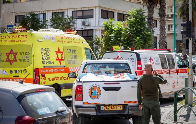 Atac terorist în Israel. Cel puțin șase persoane au fost înjunghiate, înainte ca agresorul să fie capturat | VIDEO