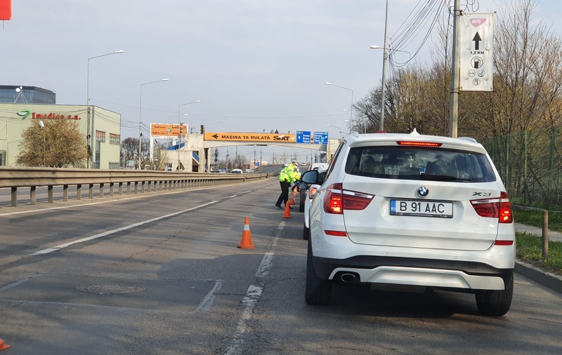 Filtre de poliție și de armată pe DN 1, între Ploiești și București. “Am stat o oră în coloană!”
