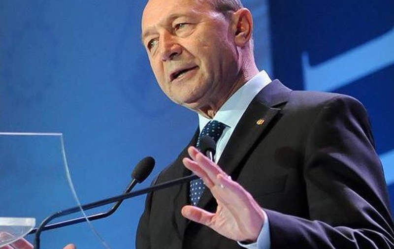 Amenințarea lui Băsescu: Dacă președintele e exclus din procedura numirii șefilor Parchetelor, chem oamenii în stradă