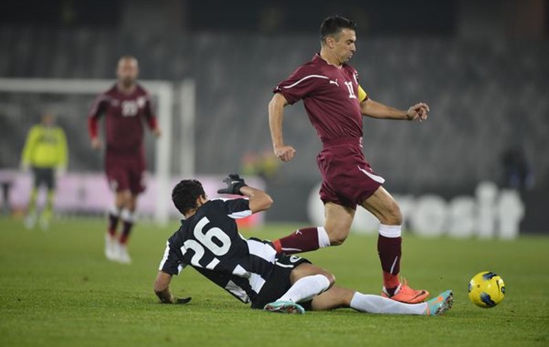 Rapid a reuşit să obţină cu emoţii prima victorie sub comanda lui Marian Rada, 1-2 cu "U" Cluj