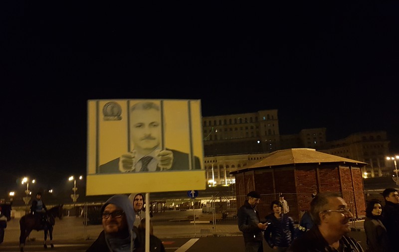 Președintele, reacție după protestele de duminică seara: Românii bine au făcut că şi-au spus părerea!