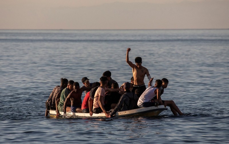 O barcă cu migranți s-a scufundat în insula Creta. Nouă persoane, date dispărute