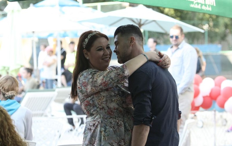 A slăbit enorm, iar soțul ei i-a făcut cea mai tare surpriză. Ce cadou a primit Oana Roman și cum au reacționat fanii când au văzut-o îmbrăcată așa